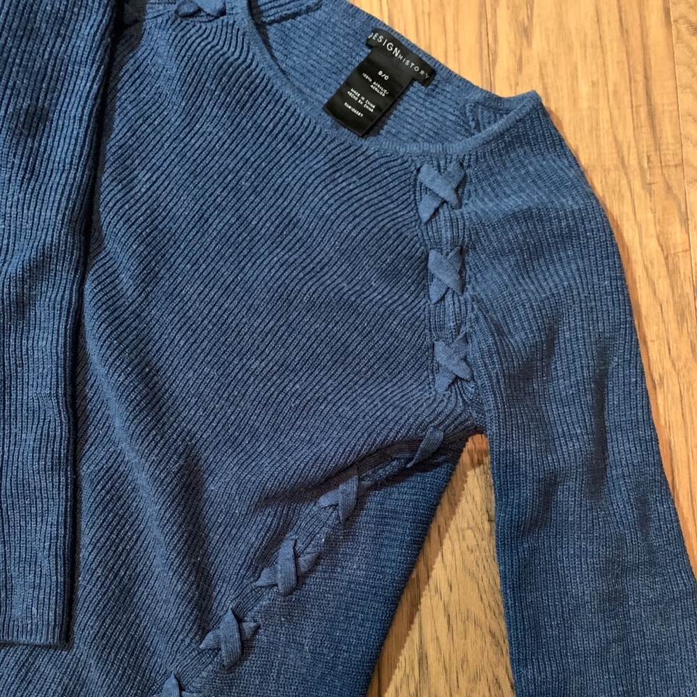 Pullover Sweater